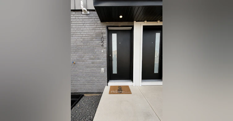 102-6307 35 Avenue Northwest, Calgary, AB, T3B 1S3