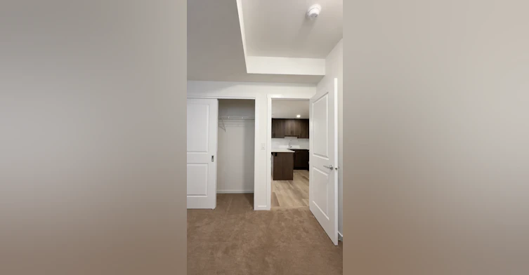 25B-25B Yorkstone Row Southwest, Calgary, AB, T2X 5B6 - 11