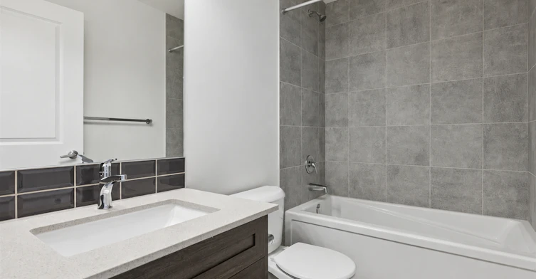 25B-25B Yorkstone Row Southwest, Calgary, AB, T2X 5B6 - 9