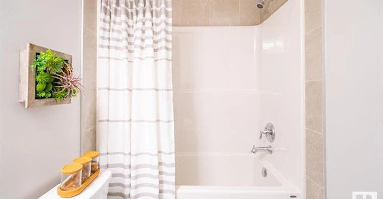 3233 Dixon Way Southwest, Edmonton, AB, T6W 5K9 - 4