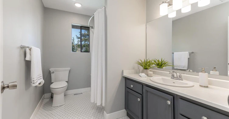 2579 Pineridge Place, West Kelowna, BC, V4T 2J7 - 25