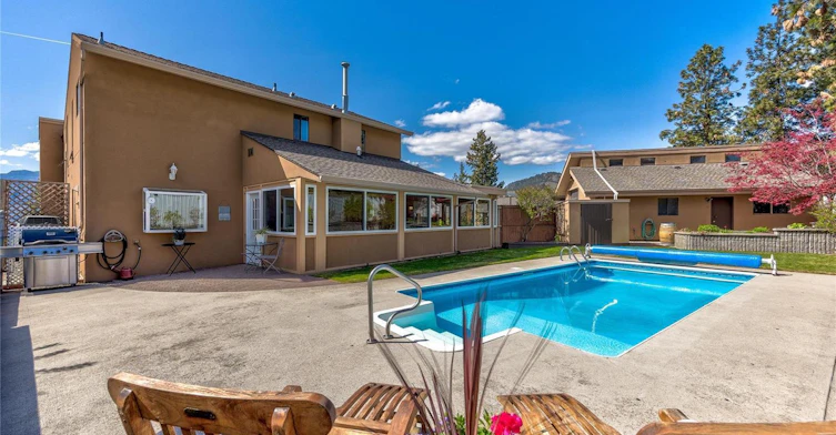 2579 Pineridge Place, West Kelowna, BC, V4T 2J7