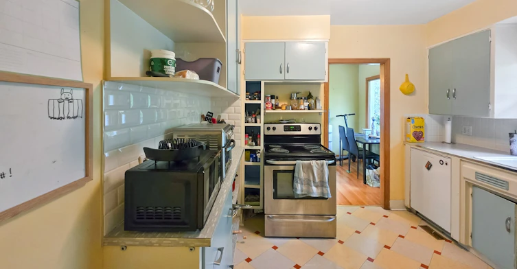 1720 13 Avenue Northwest, Calgary, AB, T2N 1L1 - 10