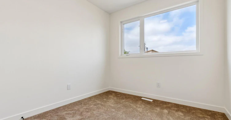 11430 123 Street Northwest, Edmonton, AB, T5M 0G2 - 5