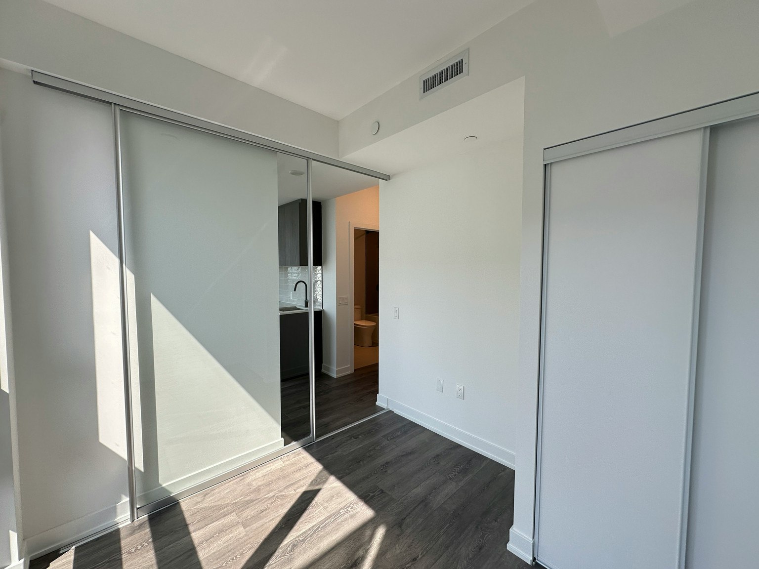 3702-117 Broadway Avenue, Toronto, ON, M4P 1V3 - 7