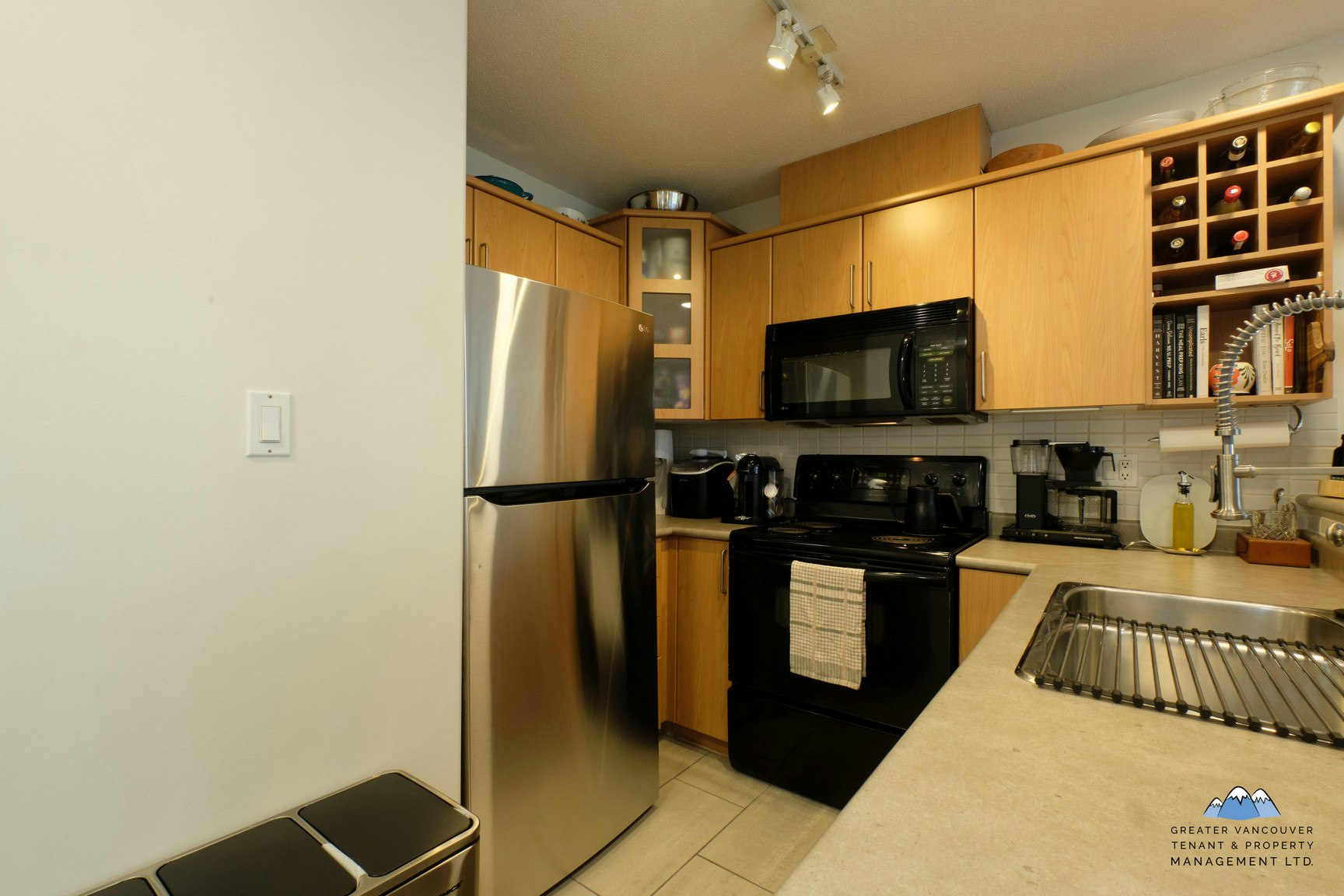 3142 Saint Johns Street, Port Moody, BC, V3H 5E5 - 8
