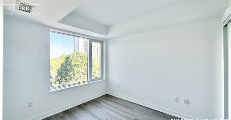 409-15 David Salomon Drive, Toronto, ON, M3C 1E7 - 3
