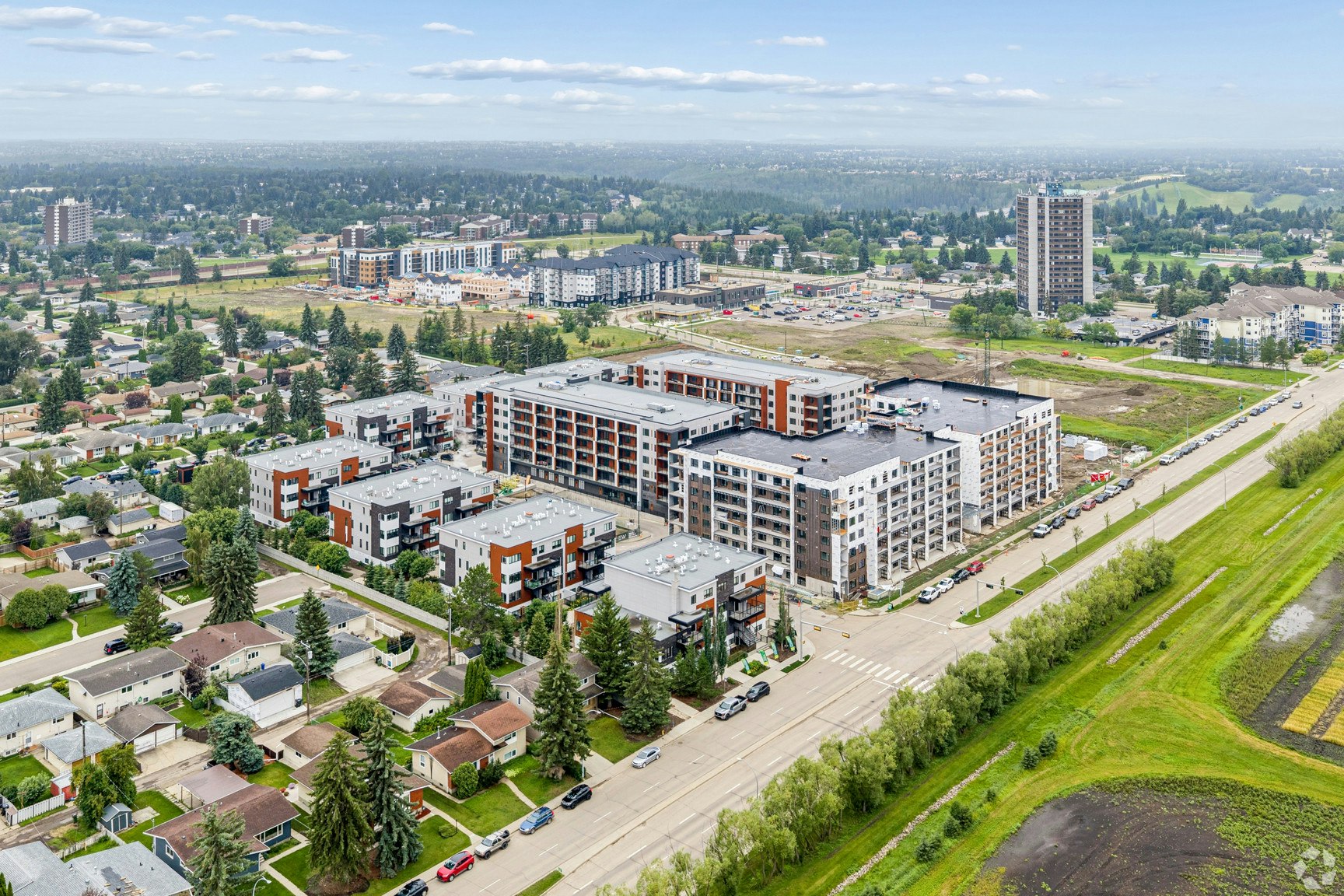11711 51 Avenue Northwest, Edmonton, AB, T6H 3H4 - 37