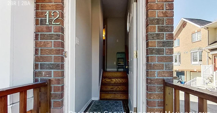 12 Hintonburg Place, Ottawa, ON, K1Y 4W6 - 4
