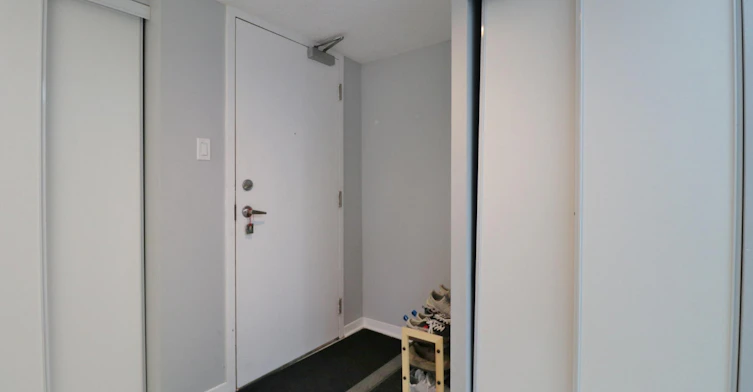 302-35 Holland Avenue, Ottawa, ON, K1Y 4S2 - 2