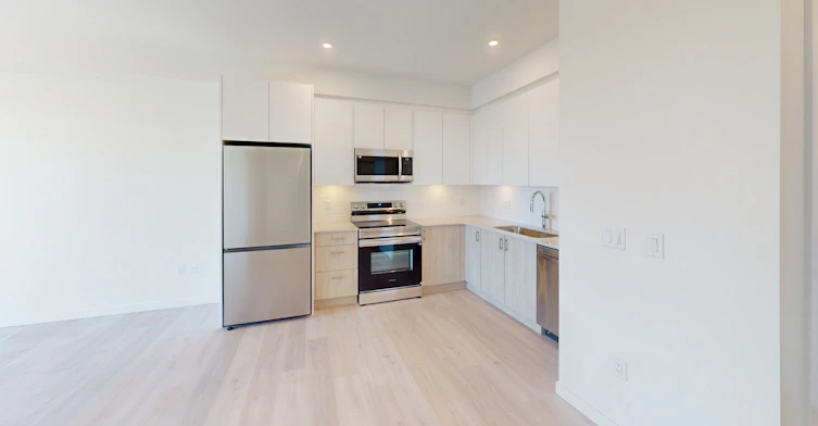 611-870 Mccallum Road, Langford, BC, V9B 6W6 - 2