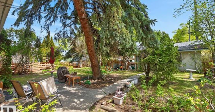 5611 115 Street Northwest, Edmonton, AB, T6H 3P5 - 7
