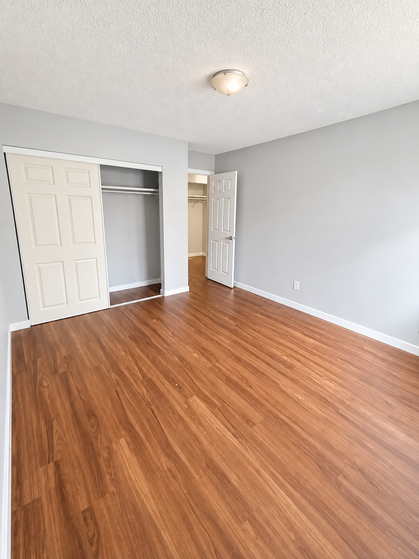 10635 123 Street Northwest, Edmonton, AB, T5N 1P3 - 8
