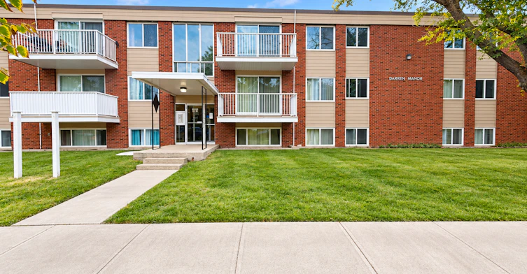 10635 123 Street Northwest, Edmonton, AB, T5N 1P3 - 15