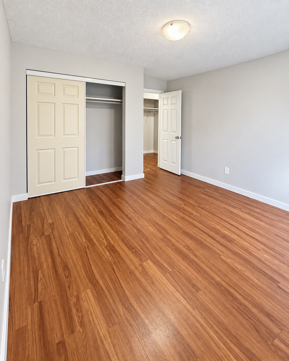 10635 123 Street Northwest, Edmonton, AB, T5N 1P3 - 6