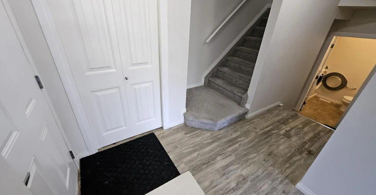 11813 43 Street NW, Edmonton, AB, T5W 2P6 - 11