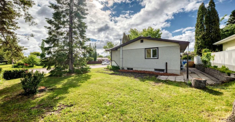 5801 41 Street Crescent, Red Deer, AB, T4N 1B5 - 3