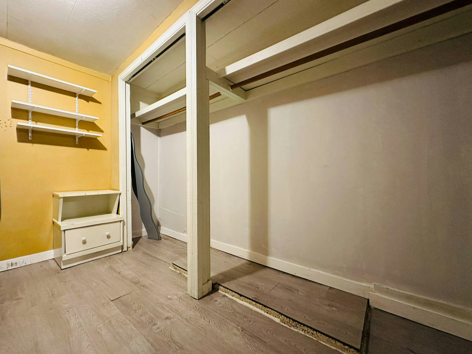 Basement-2219 West 6th Avenue, Vancouver, BC, V6K 1V7 - 3