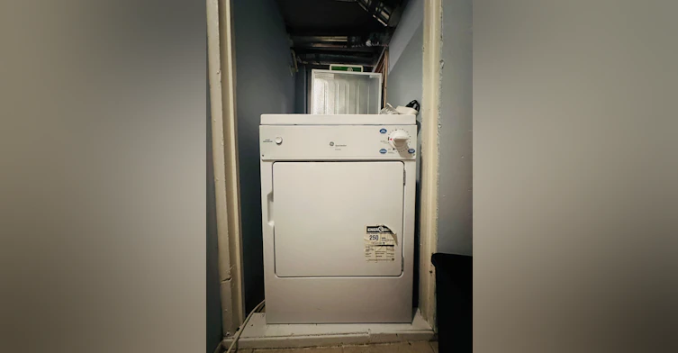 Basement-2219 West 6th Avenue, Vancouver, BC, V6K 1V7 - 15