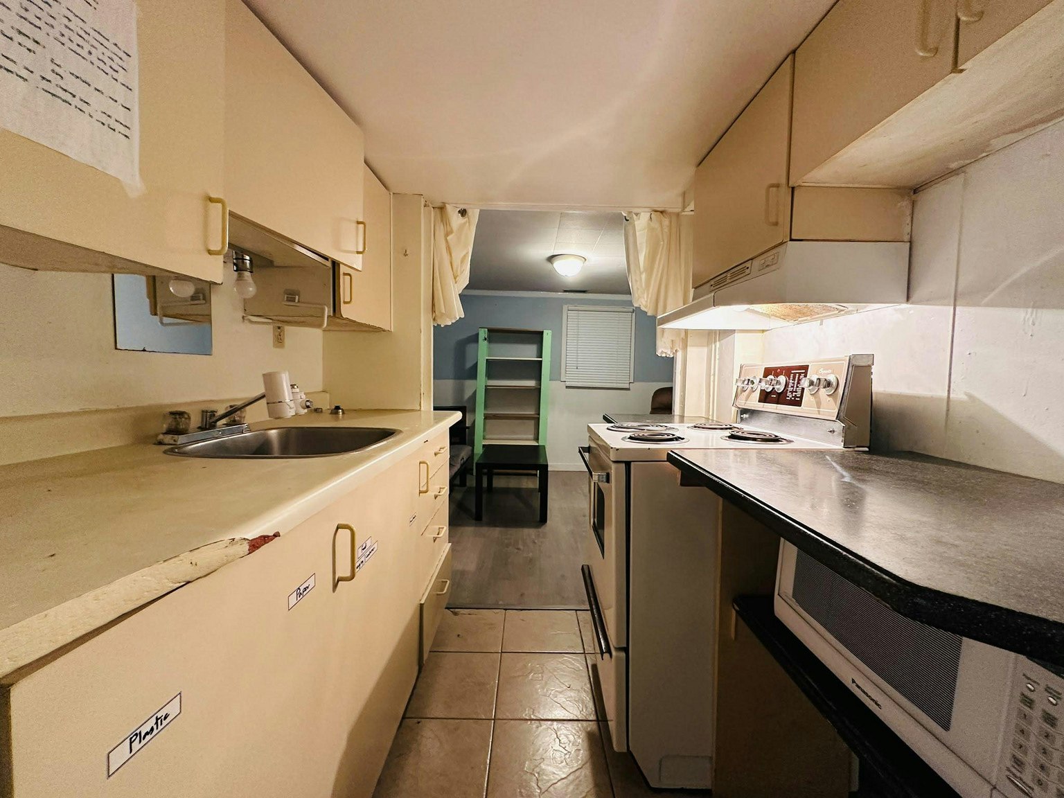 Basement-2219 West 6th Avenue, Vancouver, BC, V6K 1V7 - 7