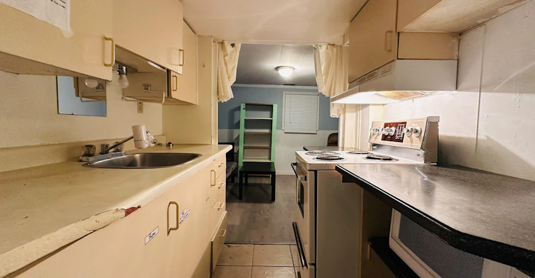 Basement-2219 West 6th Avenue, Vancouver, BC, V6K 1V7 - 7
