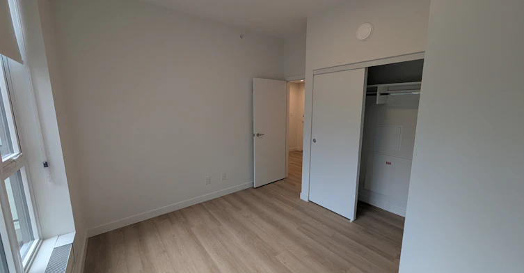404-13740 Fraser Highway, Surrey, BC, V3T 4J3 - 9