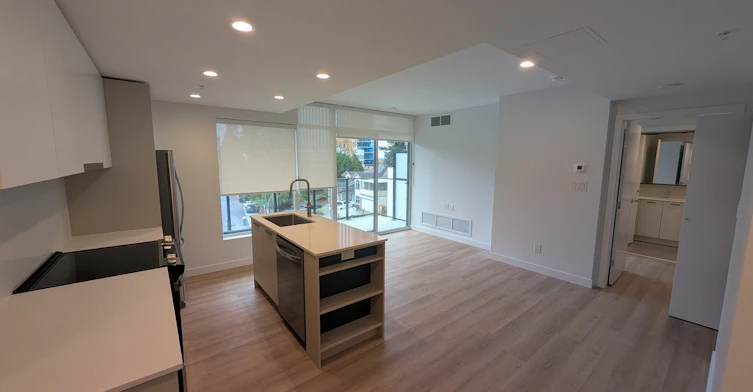 404-13740 Fraser Highway, Surrey, BC, V3T 4J3 - 3