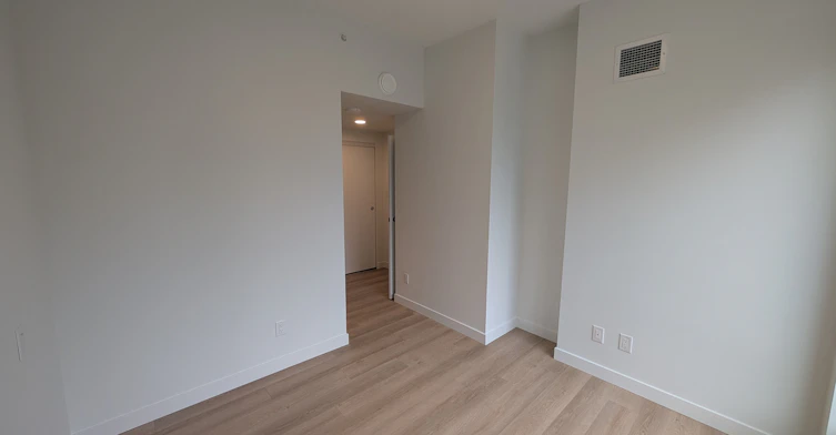 404-13740 Fraser Highway, Surrey, BC, V3T 4J3 - 11