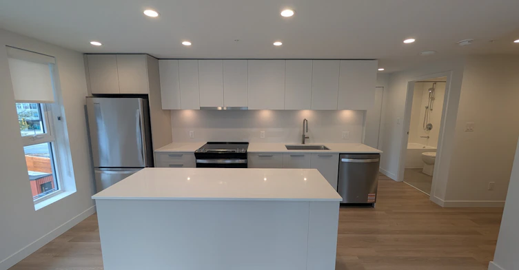 405-13740 Fraser Highway, Surrey, BC, V3T 4J3 - 6