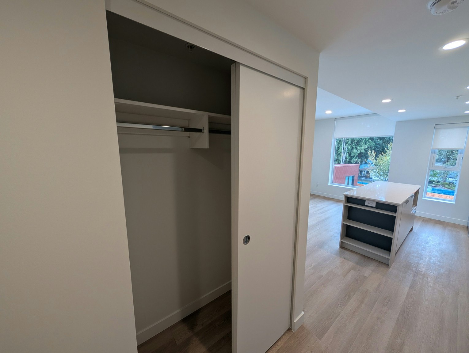 405-13740 Fraser Highway, Surrey, BC, V3T 4J3 - 2