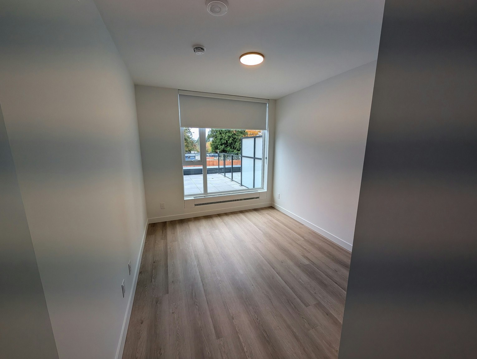405-13740 Fraser Highway, Surrey, BC, V3T 4J3 - 11