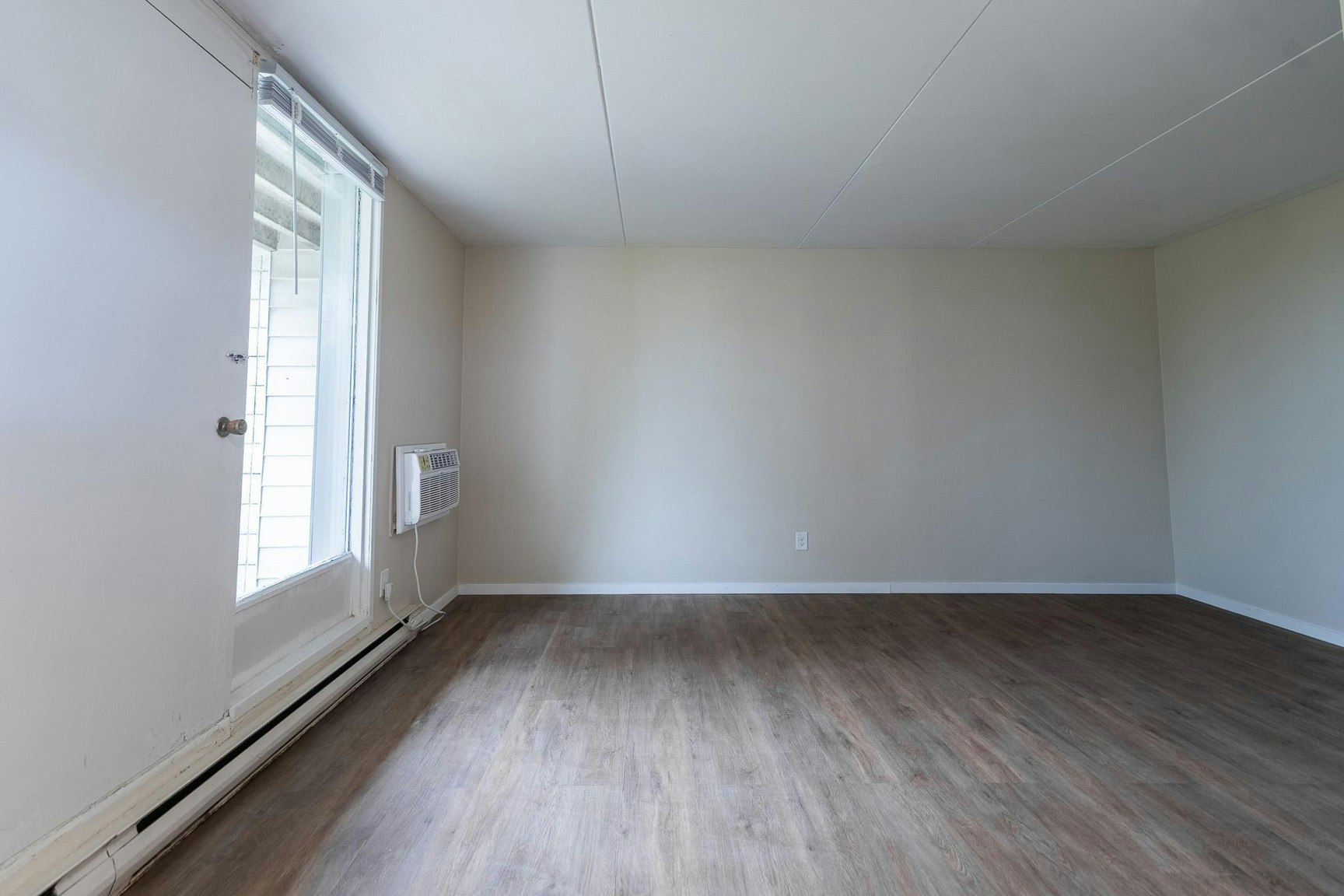 170 Watt Street, Winnipeg, MB, R2L 2B5 - 9