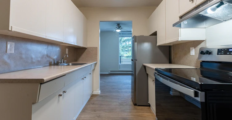 170 Watt Street, Winnipeg, MB, R2L 2B5 - 8