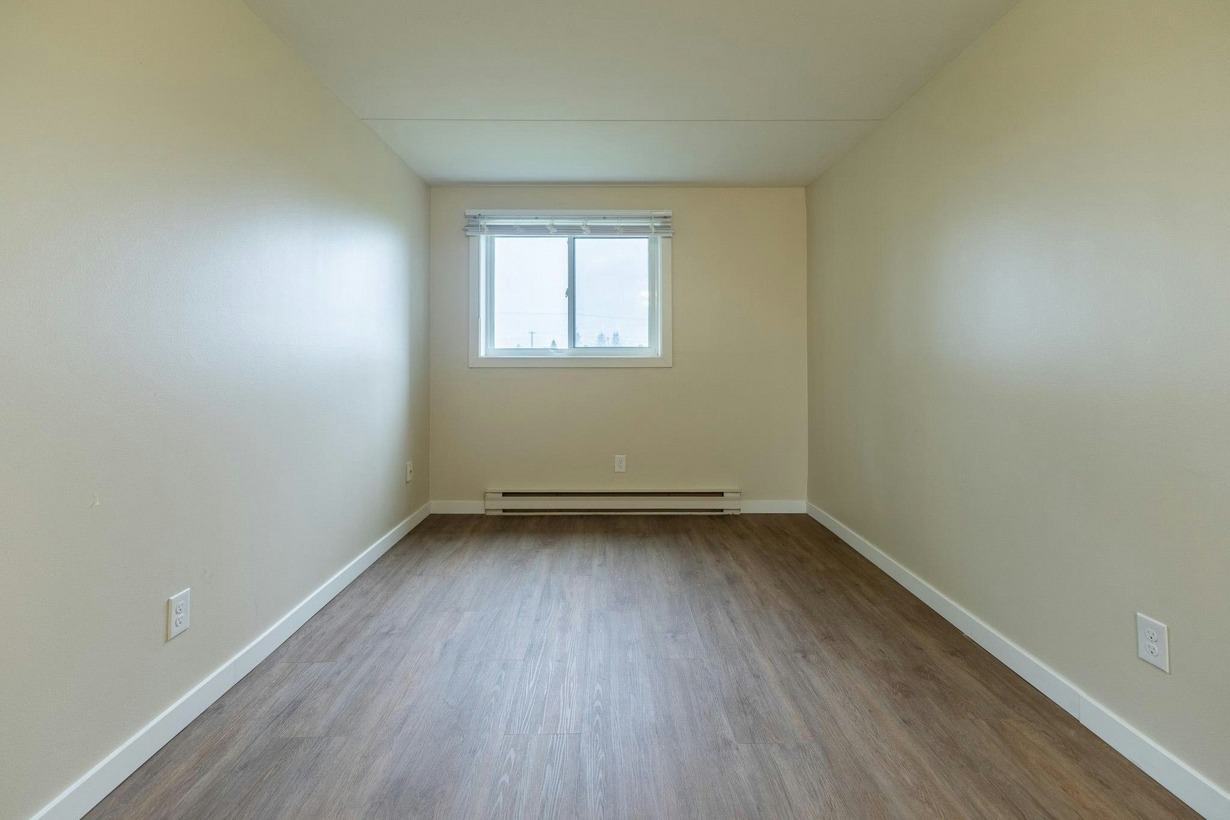 190 Watt Street, Winnipeg, MB, R2L 2B8 - 17