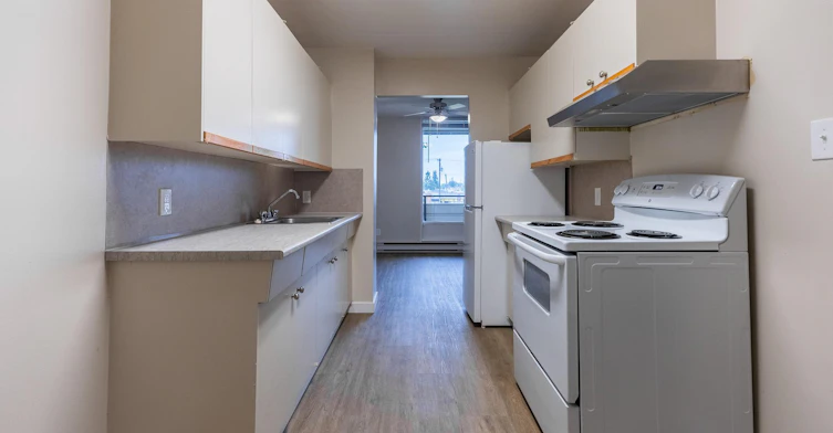 190 Watt Street, Winnipeg, MB, R2L 2B8 - 8