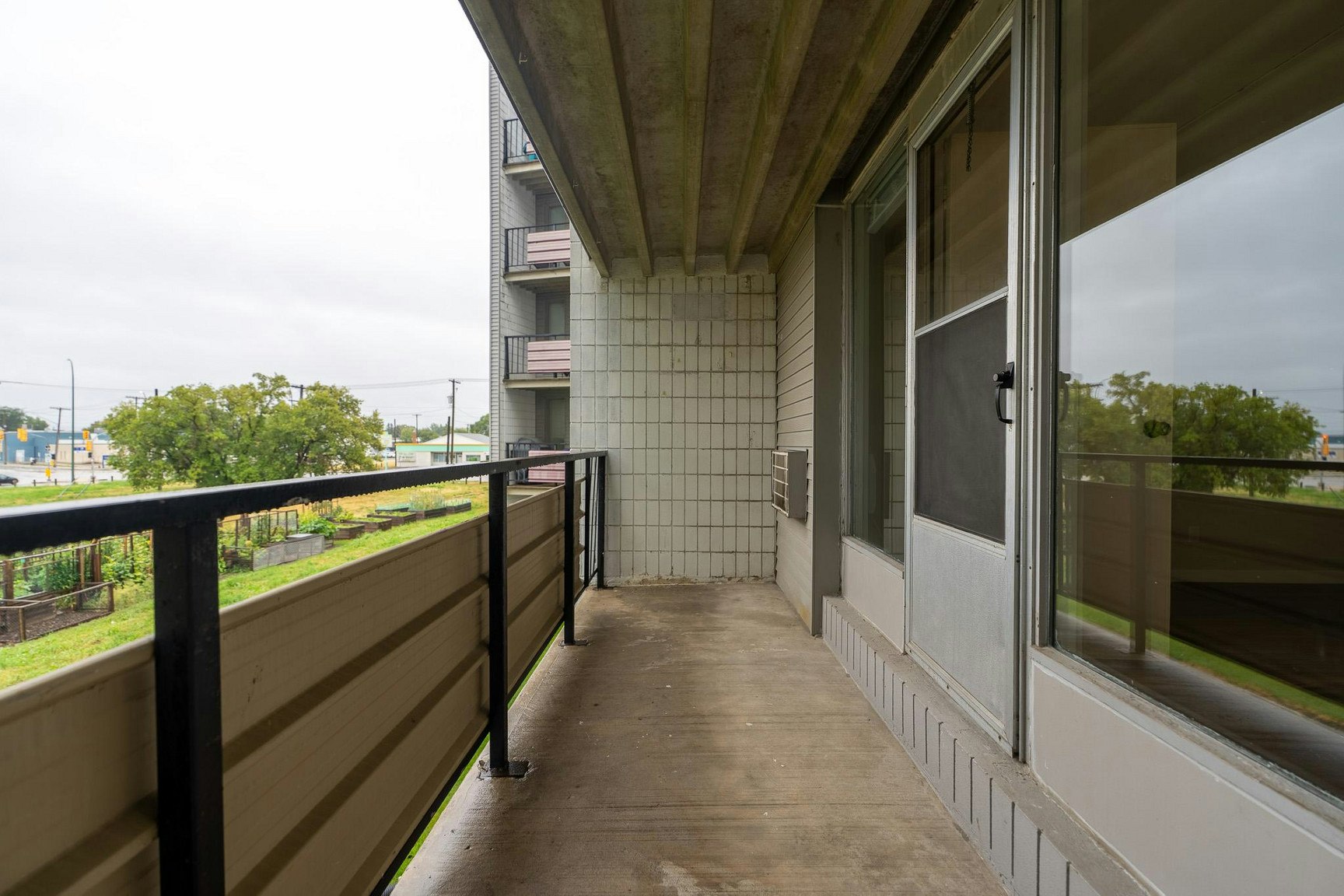 190 Watt Street, Winnipeg, MB, R2L 2B8 - 24