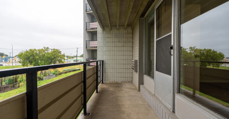 190 Watt Street, Winnipeg, MB, R2L 2B8 - 24