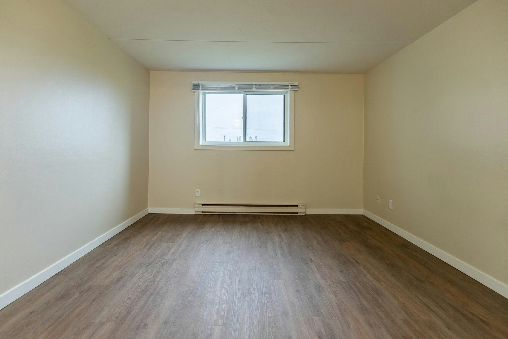 190 Watt Street, Winnipeg, MB, R2L 2B8 - 19