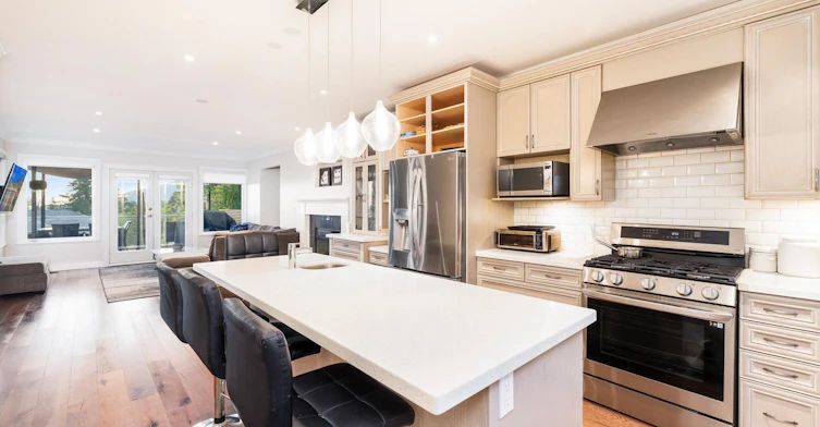 4350 Starlight Way, North Vancouver, BC, V7N 3N9 - 10
