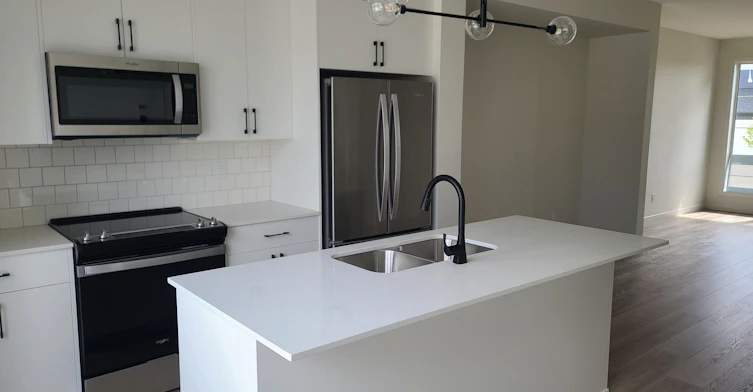 7120 50a Avenue, Beaumont, AB, T4X 2Z8 - 3