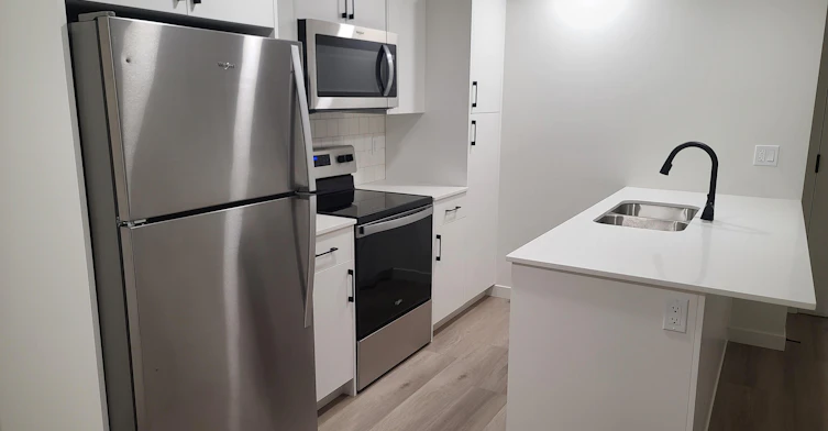7120 50a Avenue, Beaumont, AB, T4X 2Z8 - 2
