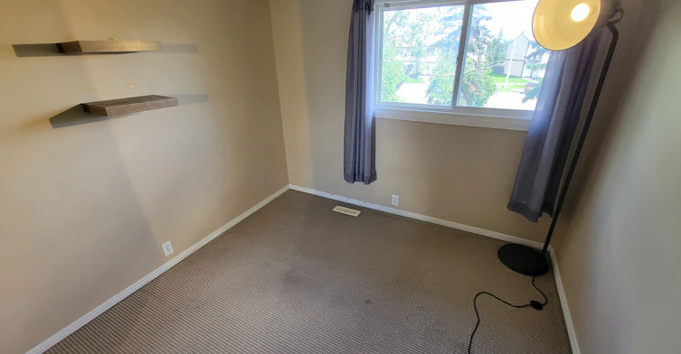 18104 93 Avenue Northwest, Edmonton, AB, T5T 2Y9 - 11