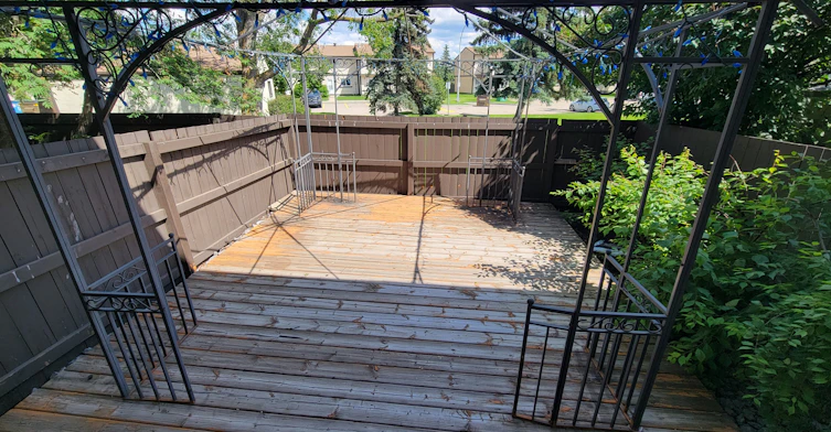 18104 93 Avenue Northwest, Edmonton, AB, T5T 2Y9 - 5