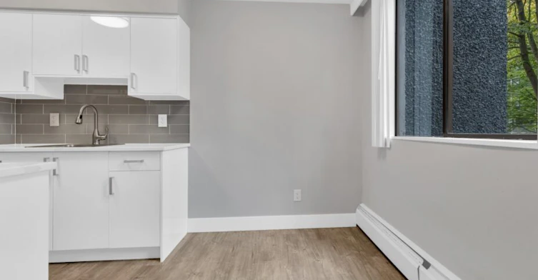 308-1655 Haro Street, Vancouver, BC, V6G 1G3 - 6