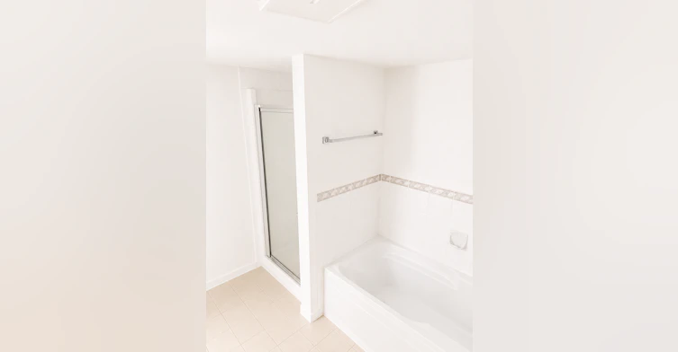 115-1190 Eastwood Street, Coquitlam, BC, V3B 7S1 - 2