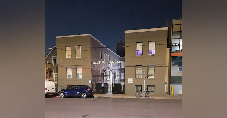 215 15 Avenue Southeast, Calgary, AB, T2G 1G4 - 2