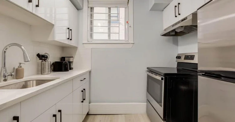 215 15 Avenue Southeast, Calgary, AB, T2G 1G4