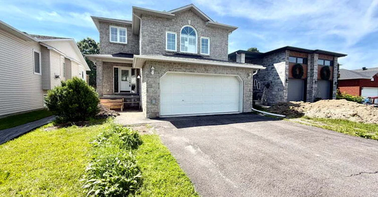 A-291 Stiver Street, Russell, ON, K4R 1G8