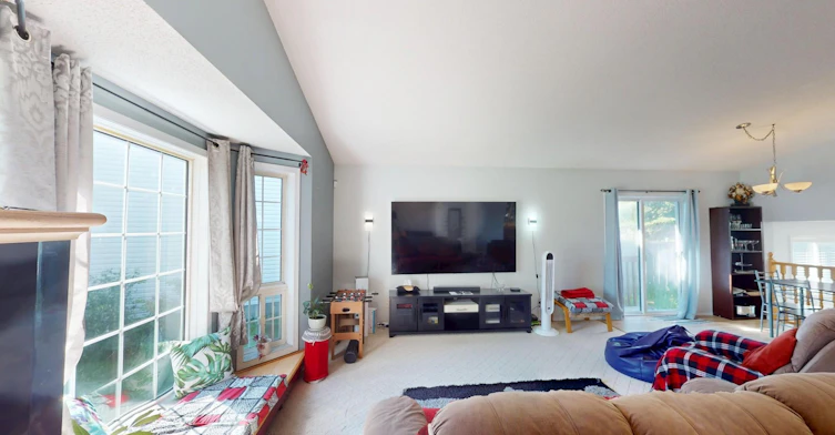 44 Covington Mews Ne, Calgary, AB, T3K 4E8 - 4