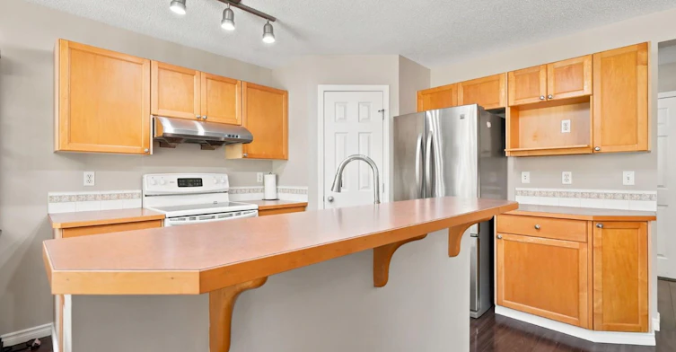 88 Rockyledge Crescent Nw, Calgary, AB, T3G 5M9 - 3